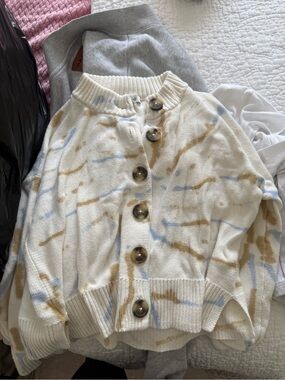 Tie-Dye Button Front Women's Cardigan Sweater - Cream & Blue Madewell